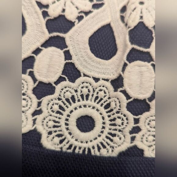 Lilly Pulitzer Crochet Navy Lace  Strapless Navy Eyelet Dress Size 2 Cocktail - Picture 4 of 10